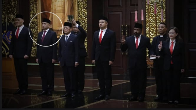 anak-hukum-ui-melesat-jadi-stafsus-menhan-sjafrie-ternyata-ponakan-jenderal-tni-sahabat-prabowo-di-akmil_d183c31.jpg