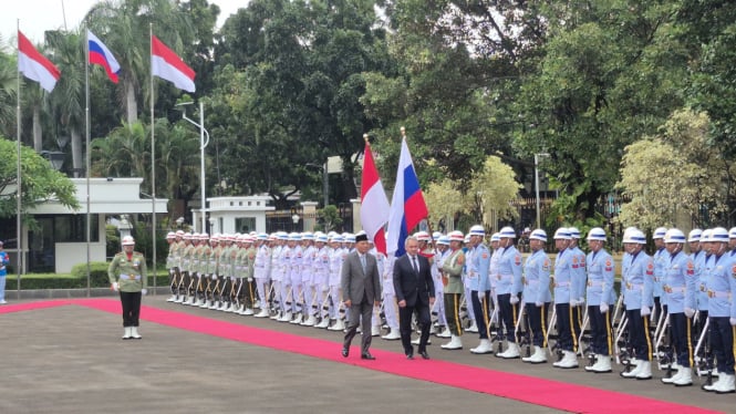 bahas-kerjasama-militer-sekretaris-dewan-keamanan-federasi-rusia-temui-menhan-sjafrie-sjamsoeddin_bec05b3.jpg