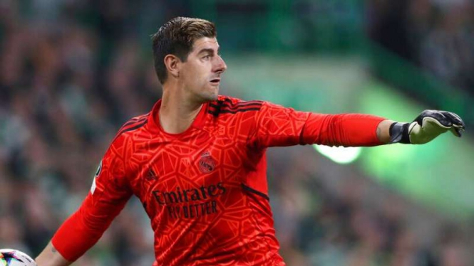 courtois-harusnya-juga-dihukum-buntut-ricuh-atletico-vs-real-madrid_8b33ce7.jpg