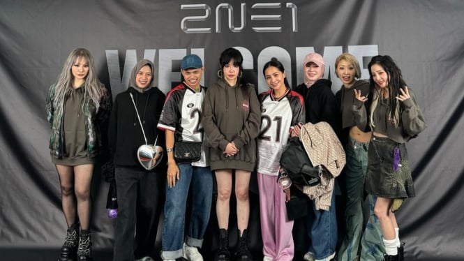 foto-bareng-2ne1-usai-konser-nagita-slavina-wanda-hara-dan-ayana-moon-kena-cibiran-kenapa_7faff41.jpg