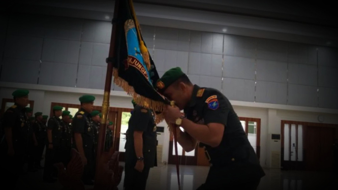 jenderal-berdarah-kopassus-penggebrak-kartel-kartel-malaysia-dimutasi-tni-ke-jakarta_3d3a67e.jpg