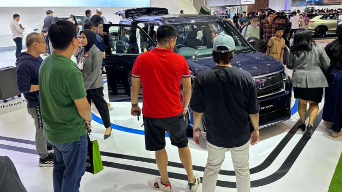 konsumen-siap-kehilangan-uang-muka-jika-beli-honda-step-wgn-di-iims-2025_d0437a3.jpg