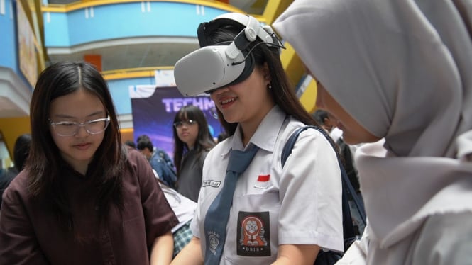 pameran-karya-inovatif-mahasiswa-dan-dosen-binus-lewat-technology-and-human-day-2025_fa7ddc7.jpg