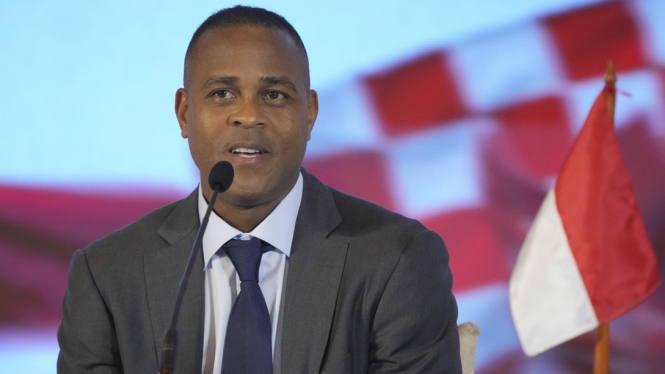 tak-mungkin-patrick-kluivert-dikontrak-pssi-jadi-pelatih-timnas-indonesia-tanpa-target-lolos-piala-dunia-2026_54f7d87.jpg