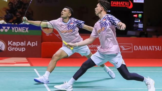 tembus-semifinal-indonesia-masters-2025-fajar-alfian-ternyata-rela-lewatkan-wisuda_7351aee.jpg