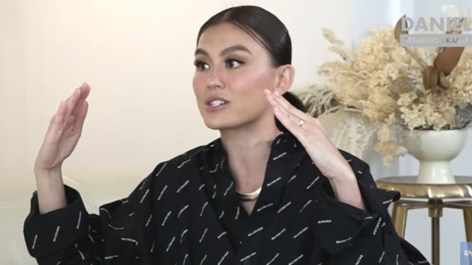 agnez-mo-akhirnya-angkat-bicara-soal-polemik-hak-cipta-singgung-soal-keserakahan_6bd71a6.jpg