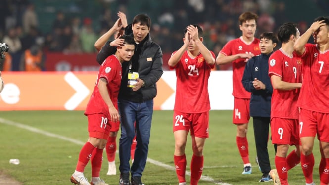 apesnya-suporter-timnas-vietnam-di-markas-singapura-cuma-dijatah-70-tiket-dan-tak-boleh-gunakan-atribut_4780c98.jpg