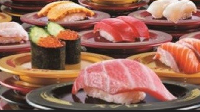 gak-perlu-ke-negeri-sakura-restoran-sushi-conveyor-belt-otentik-jepang-hadir-di-depok_8685561.jpg