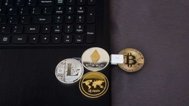 ini-bedanya-uang-digital-dengan-bitcoin_81e1b02.jpg