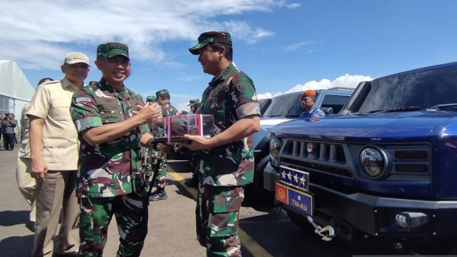 intip-canggihnya-mobil-baru-tni-polri_7871f08.jpg