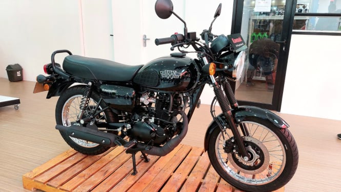 motor-retro-sport-kawasaki-ini-siap-produksi-lokal-tahun-depan_9cb33ec.jpg