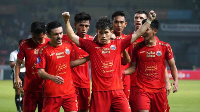 persija-ngamuk-mu-terbantai-di-pakansari_1cd4e75.jpg