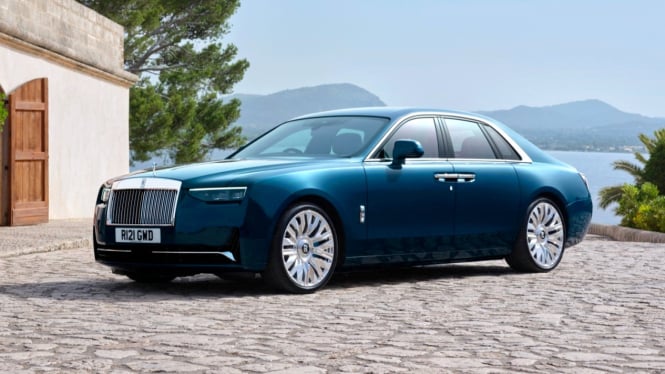 rolls-royce-ghost-dapat-perubahan-signifikan-tampil-lebih-modern_4273bfc.jpg