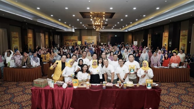 umkm-kuliner-kue-berinovasi-di-grand-baking-demo-semarang-hadirkan-tren-baru_935f8e7.jpg