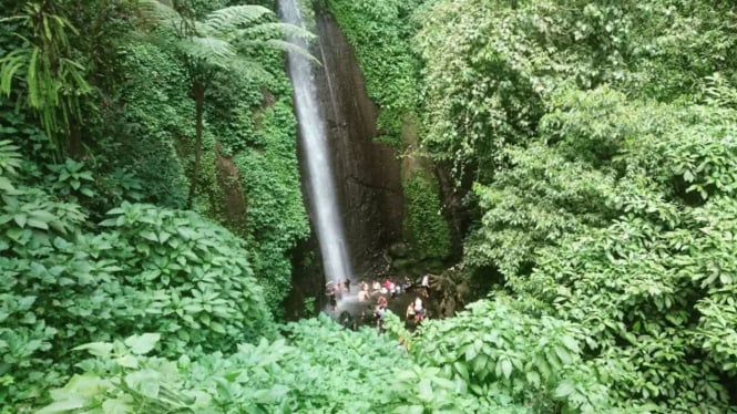 wisatawan-keluhkan-harga-tiket-curug-nangka-bogor-rp54-ribu-gak-masuk-akal_d7ca28e.jpg