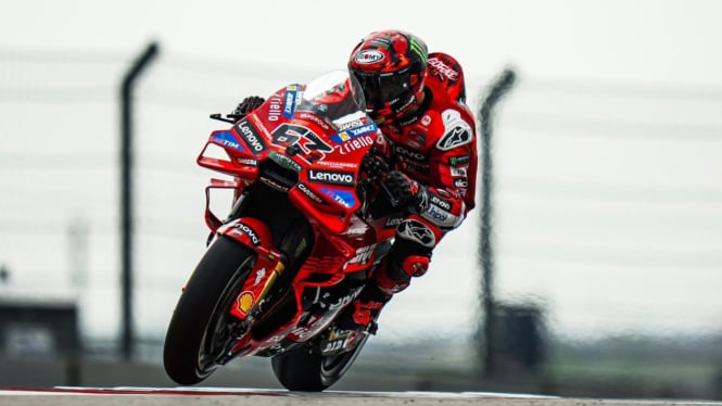 bagnaia-akui-kemenangannya-di-amerika-karena-marquez-terjatuh_7581dd4.jpg