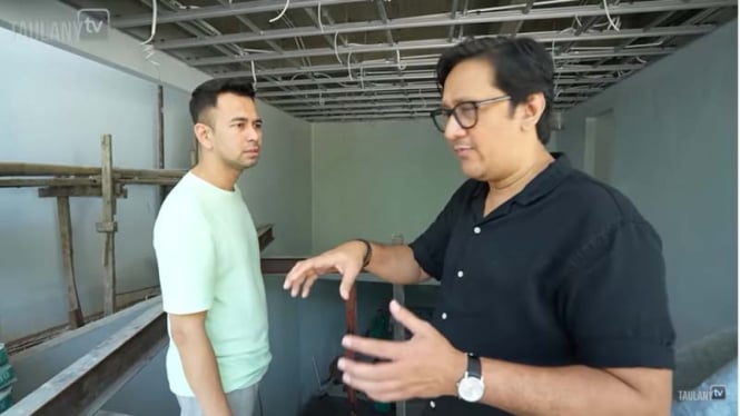 bukan-cuma-soal-gelar-andre-taulany-juga-sindir-koleksi-mobil-sport-raffi-ahmad_e73e9d4.jpg