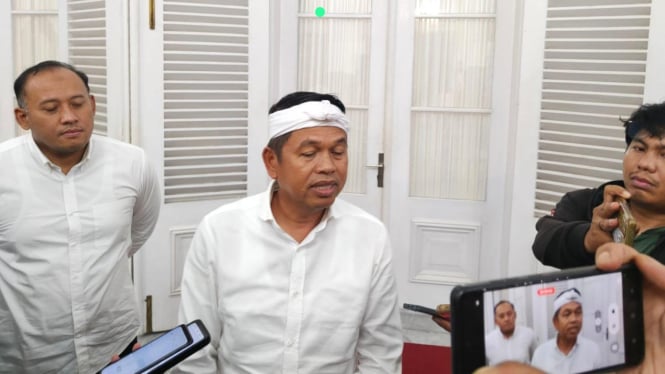 dedi-mulyadi-usulkan-syarat-penerima-bansos-dan-beasiswa-di-jabar-wajib-kb-warganet-akhirnya-ada-kebijakan-berguna_2a0f9b0.jpg