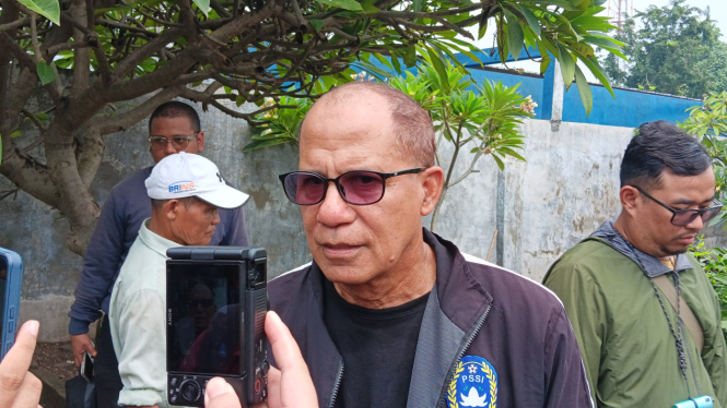 detik-detik-bejo-sugiantoro-kolaps-saat-fun-football-berdasar-pengakuan-teman-di-lapangan_896f831.jpg