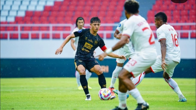 dibidik-persija-psis-semarang-tegaskan-alfeandra-dewangga-terikat-kontrak-hingga-2027_6694b21.jpg