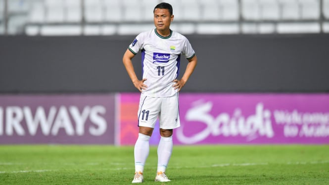 dokter-tim-persib-ungkap-kondisi-cedera-dedi-kusnandar_23f2a1f.jpg