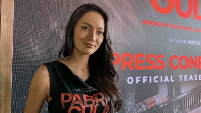 erika-carlina-ketempelan-usai-lakoni-adegan-panas-di-film-pabrik-gula-badan-menggigil-hingga-gemetar_31ac743.jpg