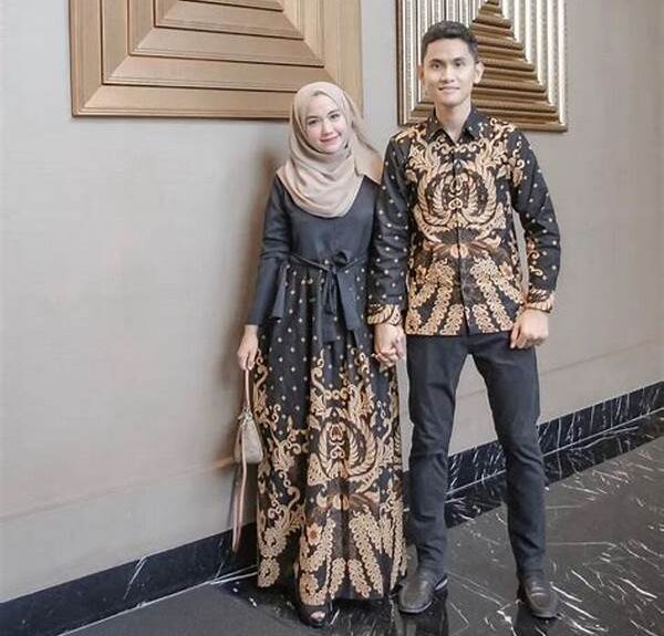 inspirasi-outfit-couple-kekinian-untuk-photoshoot_2cc21e0a4.jpg