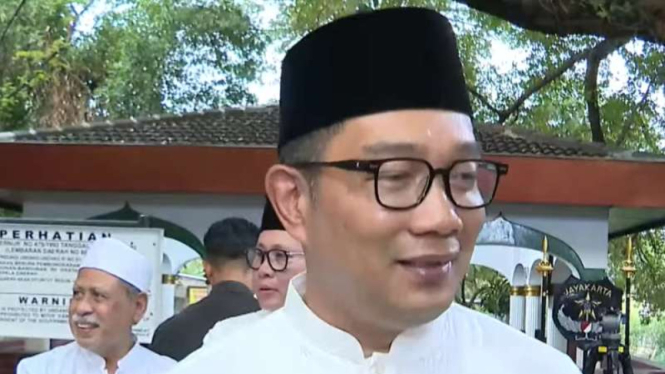 instagram-ridwan-kamil-diduga-diretas-ditengah-isu-selingkuh-dan-korupsi_421cce6.jpg