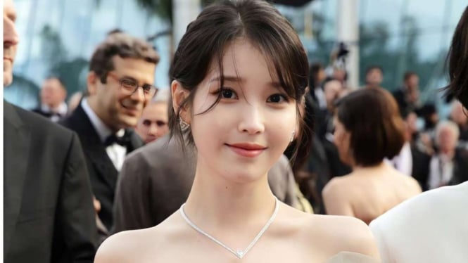 iu-ungkap-drama-terbaru-dan-album-musik-yang-siap-rilis-di-tahun-2025_744e667.jpg