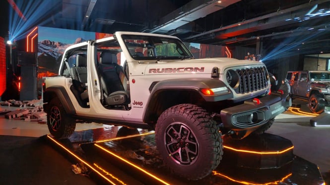 jeep-wrangler-4-door-rubicon-terbaru-meluncur-di-indonesia-harga-rp2-3-miliar_d04270b.jpg