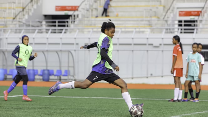 jelang-jssl-singapore-7-s-pesepakbola-putri-usia-dini-indonesia-jalani-pelatihan-di-kudus_76ba5b7.jpg
