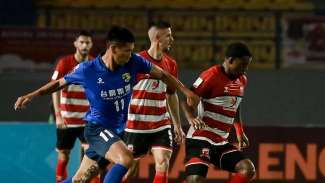 kalahkan-tainan-city-3-0-madura-united-lolos-semifinal-afc-challenge-league_b67edda.jpg