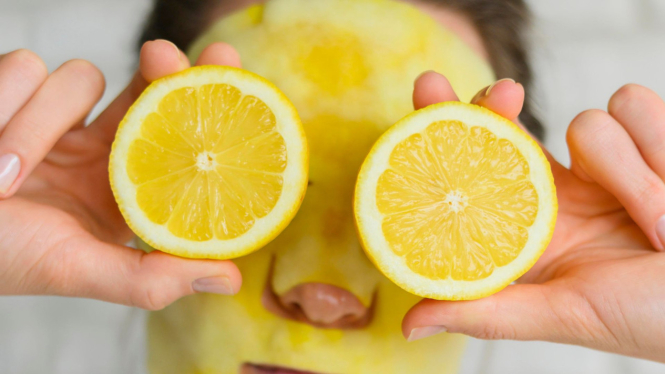 mager-pakai-skincare-cukup-maskeran-dengan-cara-ini-wajah-cerah-dalam-sekejap_29c146d.jpg