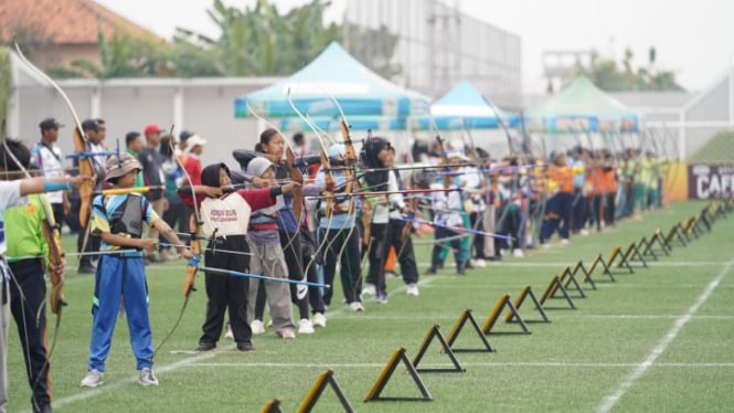 masa-depan-panahan-indonesia-ratusan-pemanah-muda-bersaing-di-archery-challenge-2025_39a1351.jpg