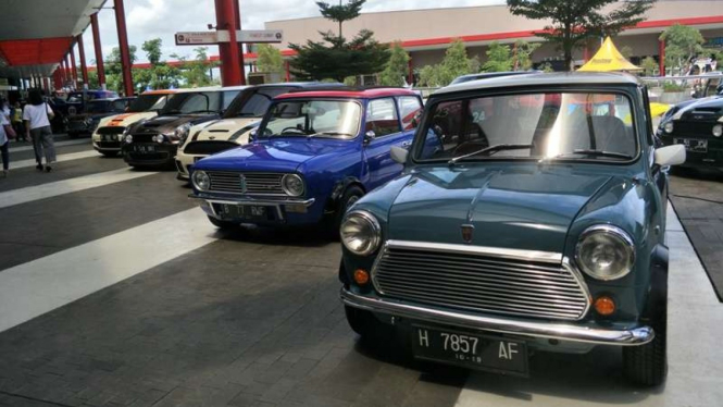mobil-mewah-ini-parkir-di-garasi-politisi-cantik-yang-jadi-calon-menteri-prabowo_60c8b0b.jpg