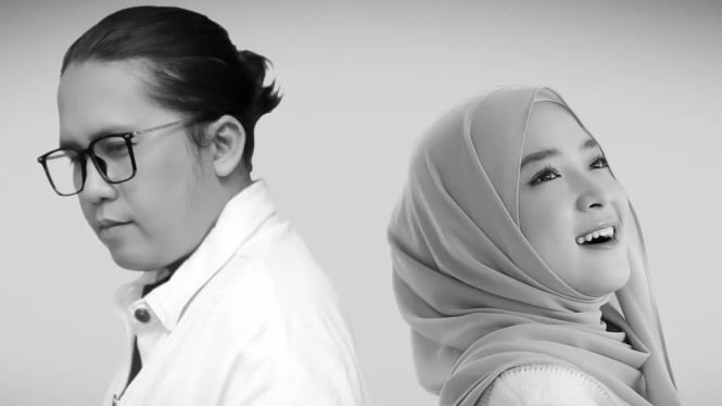 nissa-sabyan-dan-ayus-telah-resmi-menikah_16aa91e.jpg