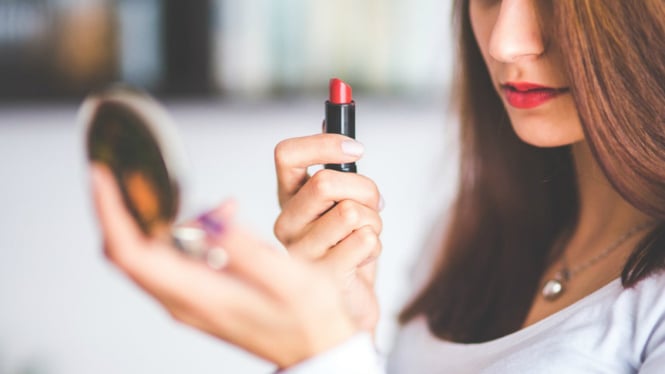 pilihan-lipstik-wardah-favorit-yang-cocok-untuk-semua-warna-kulit_67ecc70.jpg