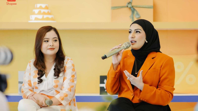 rahasia-sukses-najla-bisyir-dari-dapur-rumah-sederhana-kini-punya-800-karyawan_381c658.jpg