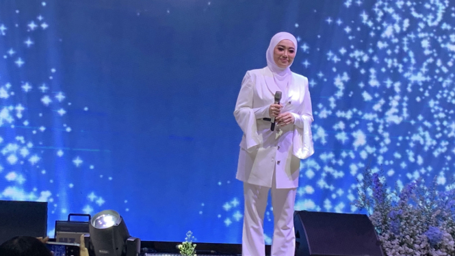 rutin-merawat-diri-di-usia-49-tahun-reza-artamevia-mensyukuri-nikmat-allah_7867df5.jpg