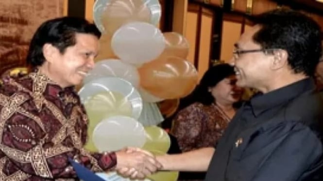 sosok-frans-manansang-bos-pendiri-taman-safari-indonesia-yang-diduga-menyiksa-eks-pemain-sirkus-oci_b14b3f6.jpg