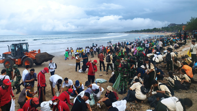 tahun-1980-an-sampah-di-kuta-jadi-berkah-masyarakat-sekarang-sulit-ditanggulangi_7d07271.jpg