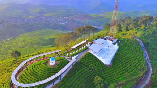 terpopuler-rekomendasi-wisata-di-bandung-selatan-jenis-jalan-kaki-yang-efektif-menurunkan-berat-badan_54f4d1d.jpg