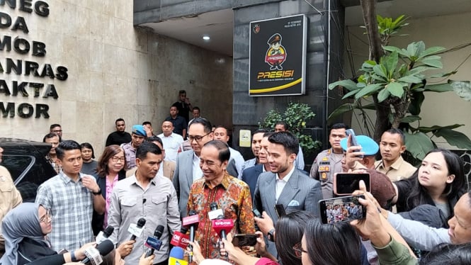 terpopuler-viral-mobil-innova-jokowi-kurir-cod-kena-sanksi-rp500-ribu_ec7626d.jpg