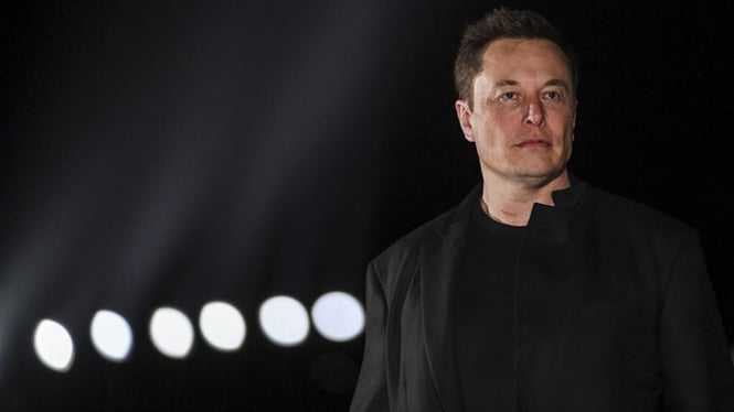 tesla-bantah-bakal-ganti-elon-musk-walau-penjualan-anjlok-dan-sibuk-di-politik_56729c7.jpg