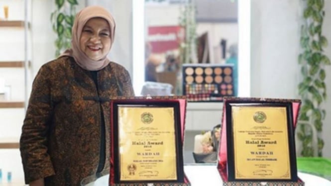wardah-rilis-film-biografi-nurhayati-subakat-pengusaha-kosmetik-yang-sumbang-rp52-miliar-ke-itb_476b5e1.jpg