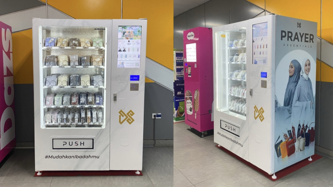 wow-ada-vending-machine-hijab-hingga-mukena-di-stasiun-mrt-ini_3c6e5b5.jpg
