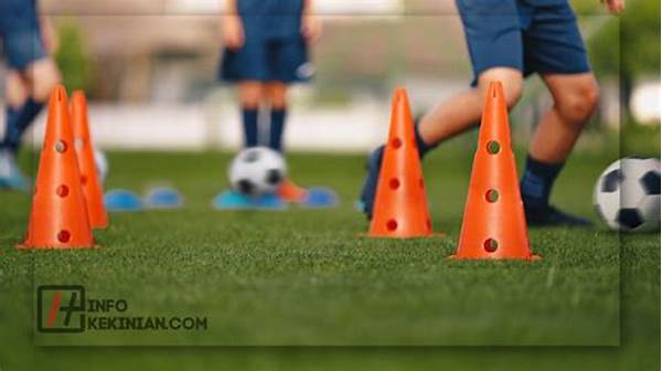 latihan-fisik-untuk-pemain-sepak-bola_1131d06df.jpg