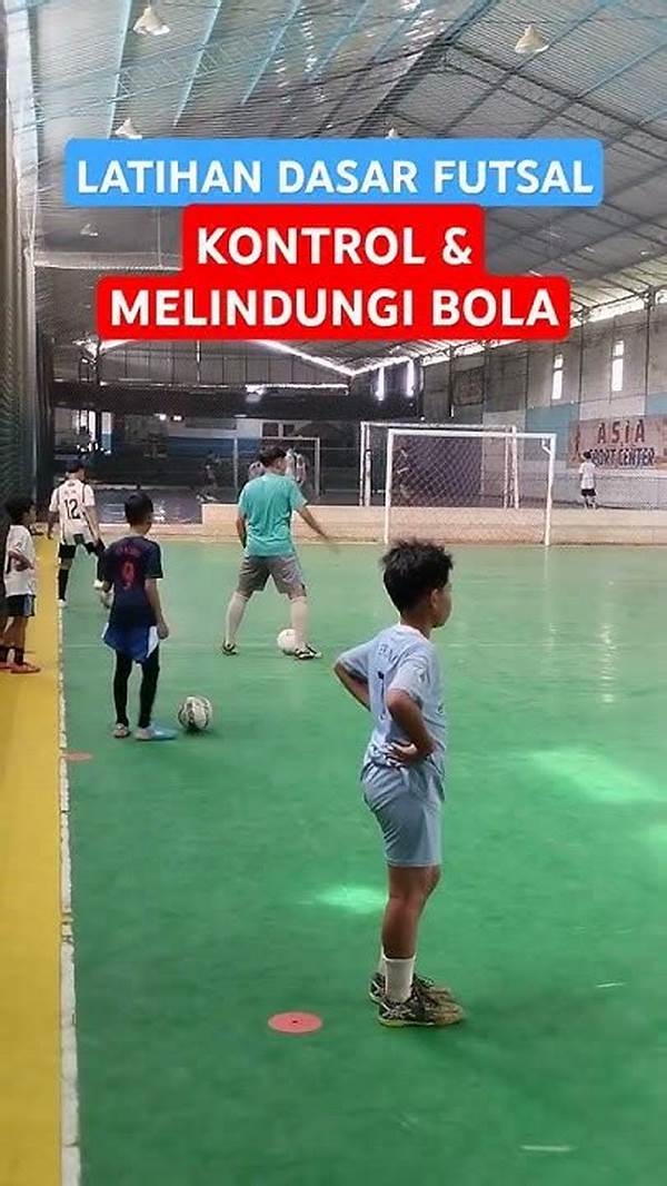 latihan-kontrol-bola-futsal_c7ac0bbf5.jpg